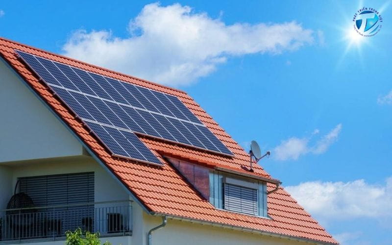 Hệ thống pin mặt trời giúp giảm lượng điện tiêu thụ từ lưới